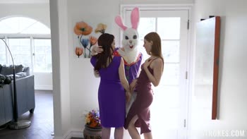 Seducing the Easter Bunny