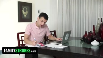 Stepsis Wonders What Stepbro’s Cock Looks Like, & The More She Thinks About It, The Hornier She Gets