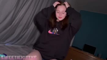 SweetieKittye's Bedroom Surprise: Creampie Goodnight Kiss