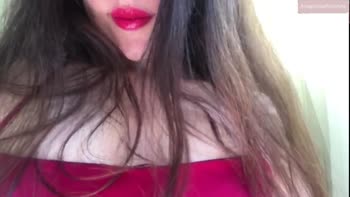 AnaGloriasfetishes - AnaGloria's Sassy Tease: Red-Lipstick Kisses & Flirtatious Bites
