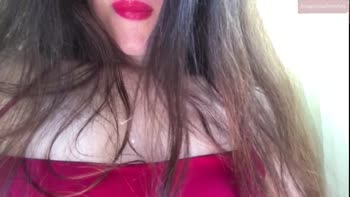 AnaGloriasfetishes - AnaGloria's Sassy Tease: Red-Lipstick Kisses & Flirtatious Bites