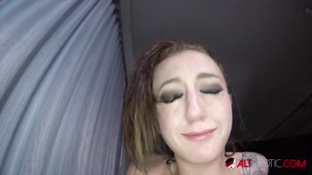 Sascha Ink Teaches Kendra Cole A Steamy Bathtub Lesson