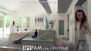 SPYFAM Step Sister Slithers Into Step Bro Bedroom