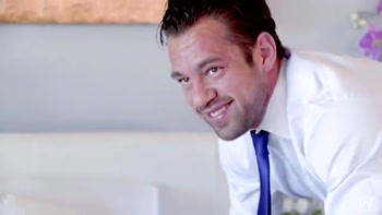 Persuasive Beauty - S20:E7