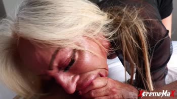 Blonde Cougar Xtrememax's Anal POV Delight