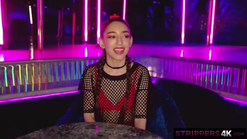 Tiny Dancer Works High Roller's Pole