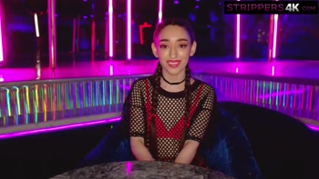 Tiny Dancer Works High Roller's Pole