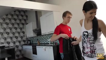 HUNT4K. Cutie gives man her mouth and pussy for a summer vacation