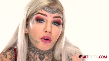 Amber Luke's Tattooed Temptation: A Behind-the-Scenes Peek