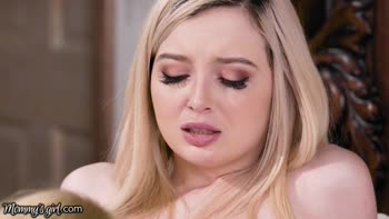 Lexi Lore Tries Out Stepmom Sarah Vandella's Vibrator
