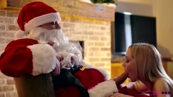 Sitting on Santas Lap - S14:e7