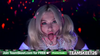 Emma Rosie: Your Tiny Neon Demon December All Star Spotlight