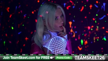 Emma Rosie: Your Tiny Neon Demon December All Star Spotlight