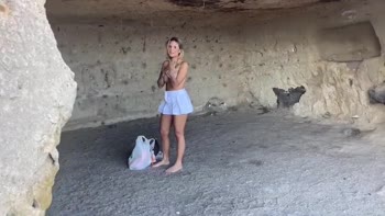 Giulia Vaneri - Giulia's Beachside Surprise: Sizzling Blonde Gets Caught in Bikini