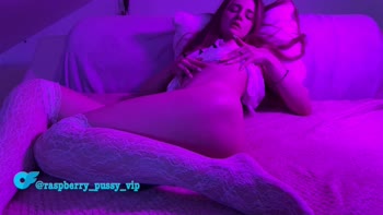 Raspberry_Pussy's Oiled Solo Session: Mini Fuck Machine Frenzy