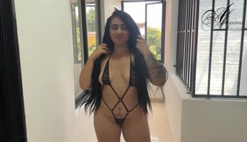 Alessiani69x's Naughty Colombian Solo: Hot Masturbation Session