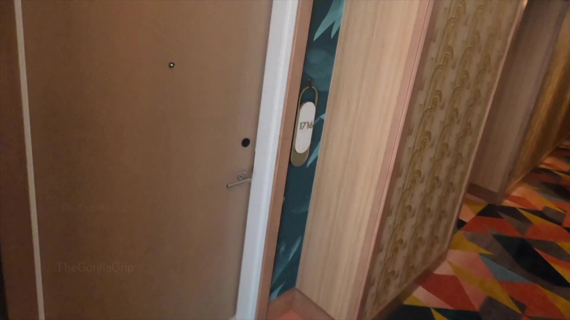 PIZZA DELIVERY GUY GETS LAID 4K 1 Twitter Thegorillagrip