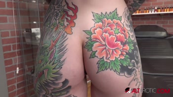 Tiger Lily's Seductive Tattoo Session: A Nude Adventure