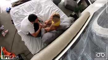 Wet Pussy Shower! Stepbro Witnesses Kenzie Have A Squirting Seizure!