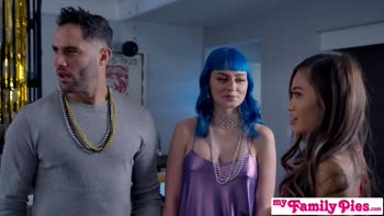 Step Cousins BFF "It was just a kiss, its not like you were sucking his dick" S17:E2