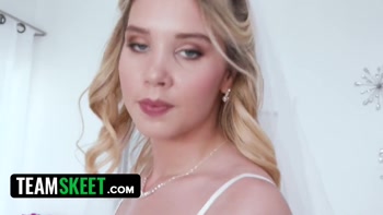 Stunning Bride Sophia Sterling Fucks Her Wedding Photographer Before The Ceremony