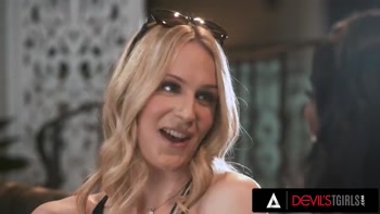 Ana Foxxx Invites Shemale Olivia Would for a Sizzling Booty Call