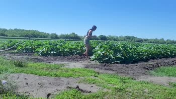 Kovalenko Tatiana - Tatiana's Kinky Garden Adventure: Big Dildos and Zucchini