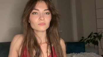 LillieMaySecrets Teases Her Tiny Tits in 60FPS Solo Delight