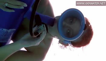 Minnie Manga's Underwater Dildo Delight