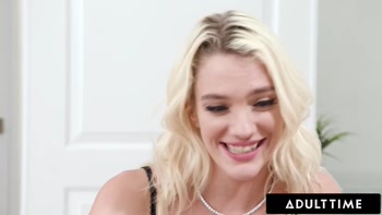 Blonde Babe Humiliates BF With His Buddy