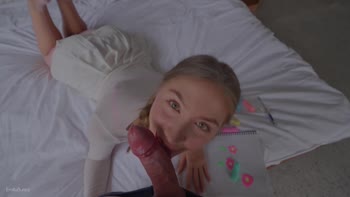 Emilia Bunny's Jaw-Dropping First Blowjob