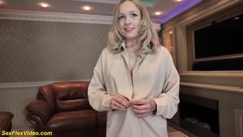 Skinny Stepsis Stretches Her Sexy Flexibility