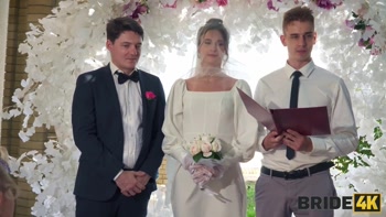 BRIDE4K. A real wedding anal fuck, Bride was nailed by a toastmaster