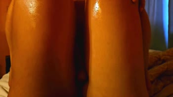 Legjob Teases Me With Her Thighs Until I Can't Hold Back