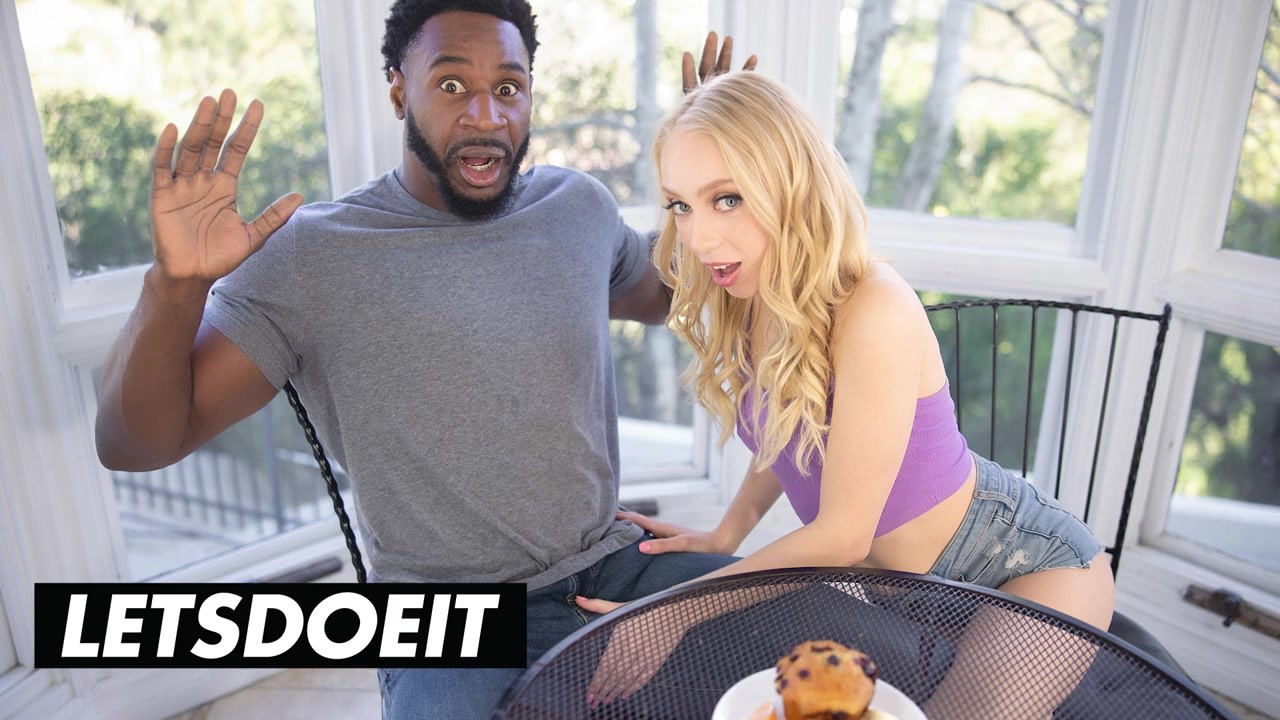 Petite Slut Braylin Bailey Dirty Pussy Drilling with Black Stud - LETSDOEIT