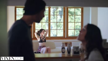 VIXEN Jade Nile Gets Help From Her Roommate To Open Her Boyfriends Eyes