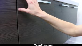 Kandi Quinn's Red Hot Creampie