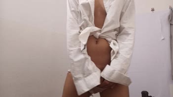 Desi_Girl23's Teen (18+) Delight: Indian Cutie Massages to Squirting Bliss