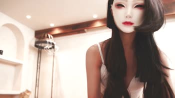Sadmissxx's Asian Handjob Delight: Petite Teen (18+) Brunette
