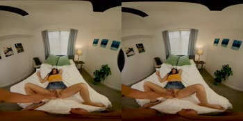 Taylor Pierce's Gamer Girl Stepsis Teases in POV VR