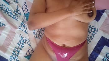 Lapotracaliente's Sizzling Solo: Big Ass Milf Masturbates in Perfect Pink Paradise