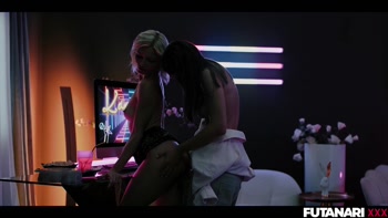 Ellie Luna & Zazie Skymm's Sultry Shemales Share Girl-On-Girl Passion