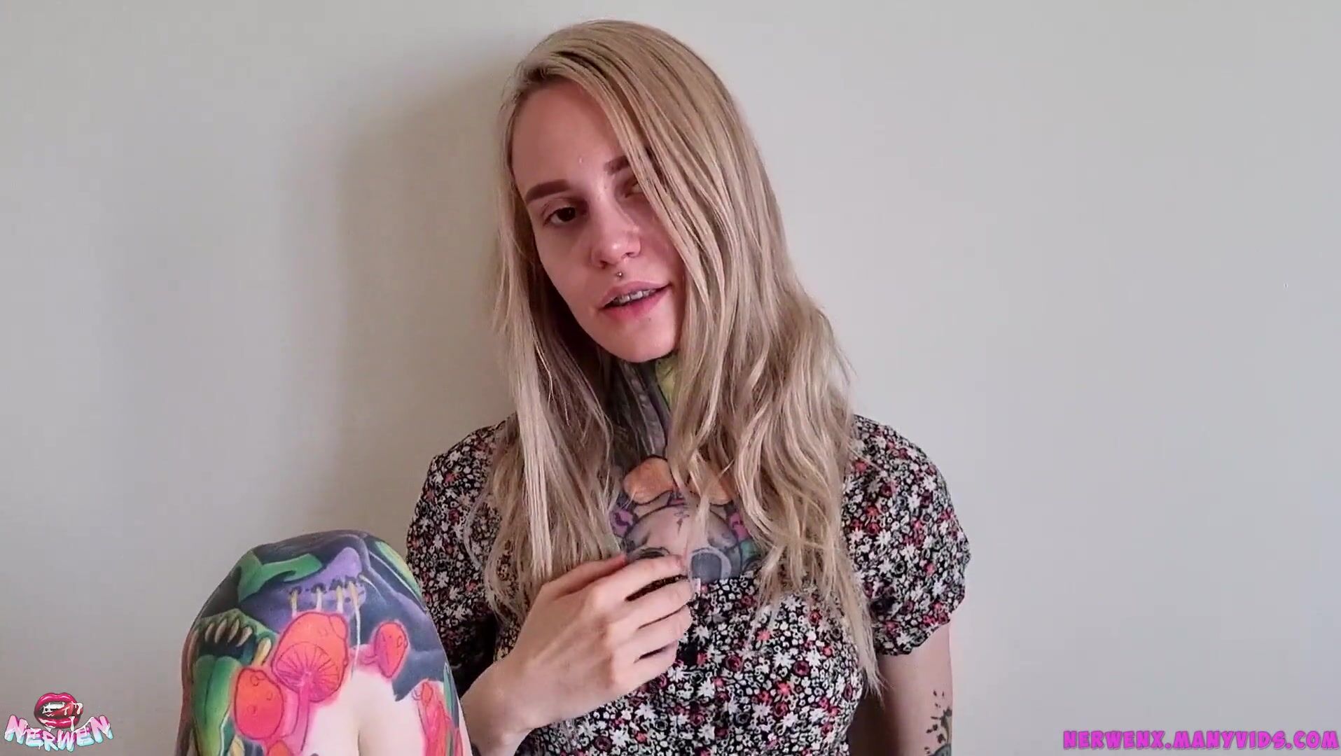 Young Beauty with Braces Licks Cum off her Hairy Pussy for the first Time