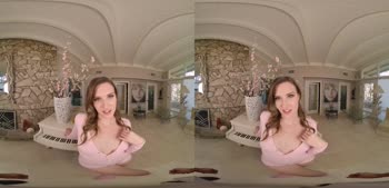 Ashley Lane's Seductive Piano Lesson in Virtual Reality