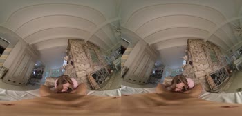 Ashley Lane's Seductive Piano Lesson in Virtual Reality