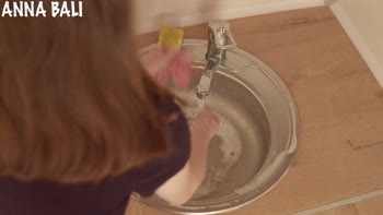 Anna Sibster's Kitchen Roleplay: A Horny Postman's Accidental Delivery