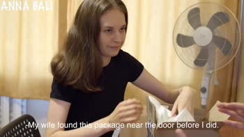 Anna Sibster's Kitchen Roleplay: A Horny Postman's Accidental Delivery