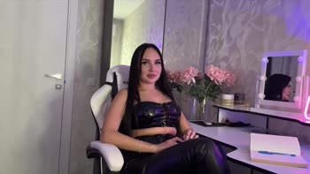 Amgbombaaa's Risky Step Sis Blowjob Adventure for Cash