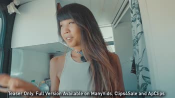 daringkiara - Kiara's Embarrassing Flash Challenge: Outdoor Nudity Adventure