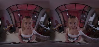 Blonde Bombshell in Cowgirl VR Throe